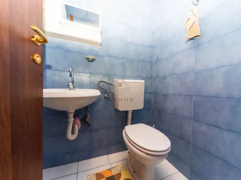 Sale, two bedroom apartment, 72m², Momišići, Podgorica - image 10