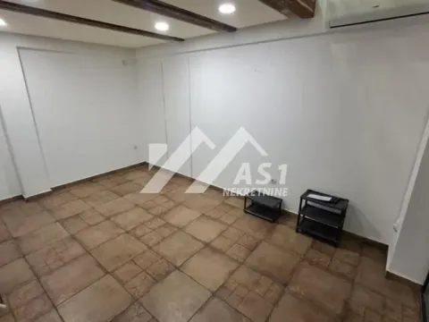 Rent, office space, 16m², Nova Detelinara, Novi Sad Sve Podlokacije - image 1