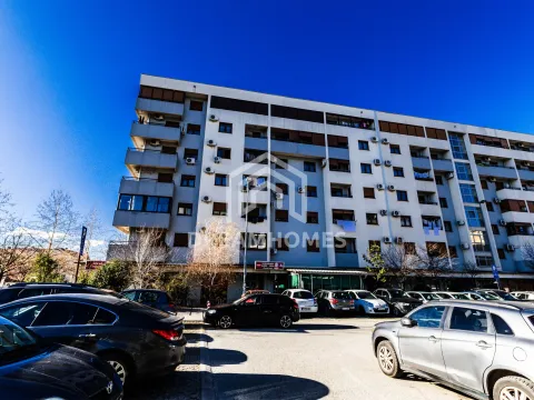 Prodaja, jednosoban stan, 41m², Stari Aerodrom, Podgorica - image 11