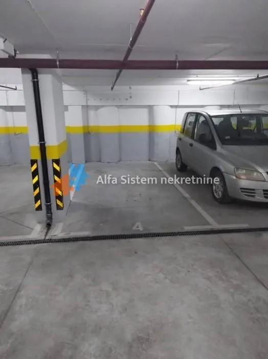 Rent, three bedroom apartment, 90m², Tašmajdan, Palilula Sve Podlokacije