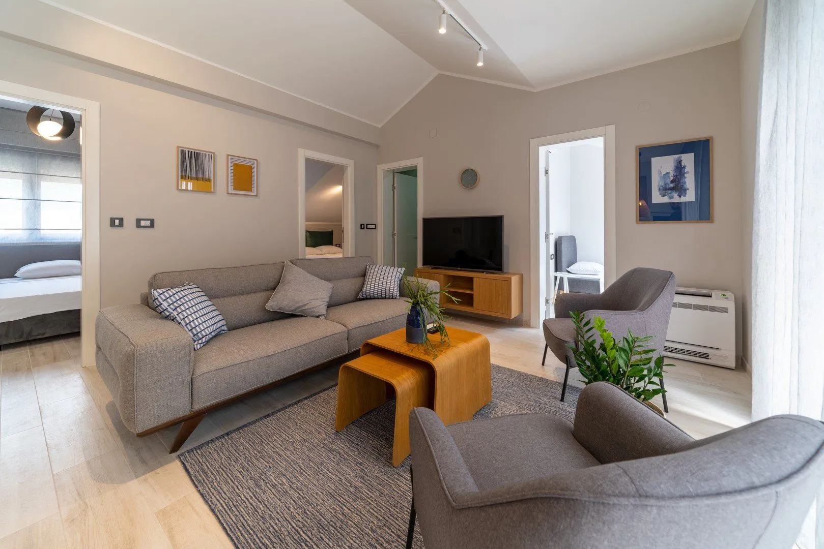 Prodaja, trosoban stan, 70m², Donja Lastva, Tivat