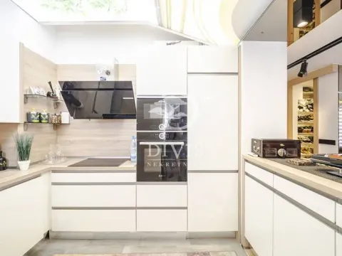 Prodaja, trosoban stan, 83m², Južni Bulevar, Vračar Sve Podlokacije - image 5