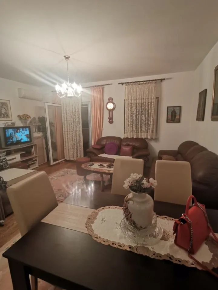 Prodaja, jednosoban stan, 50m2, Ilino, Bar