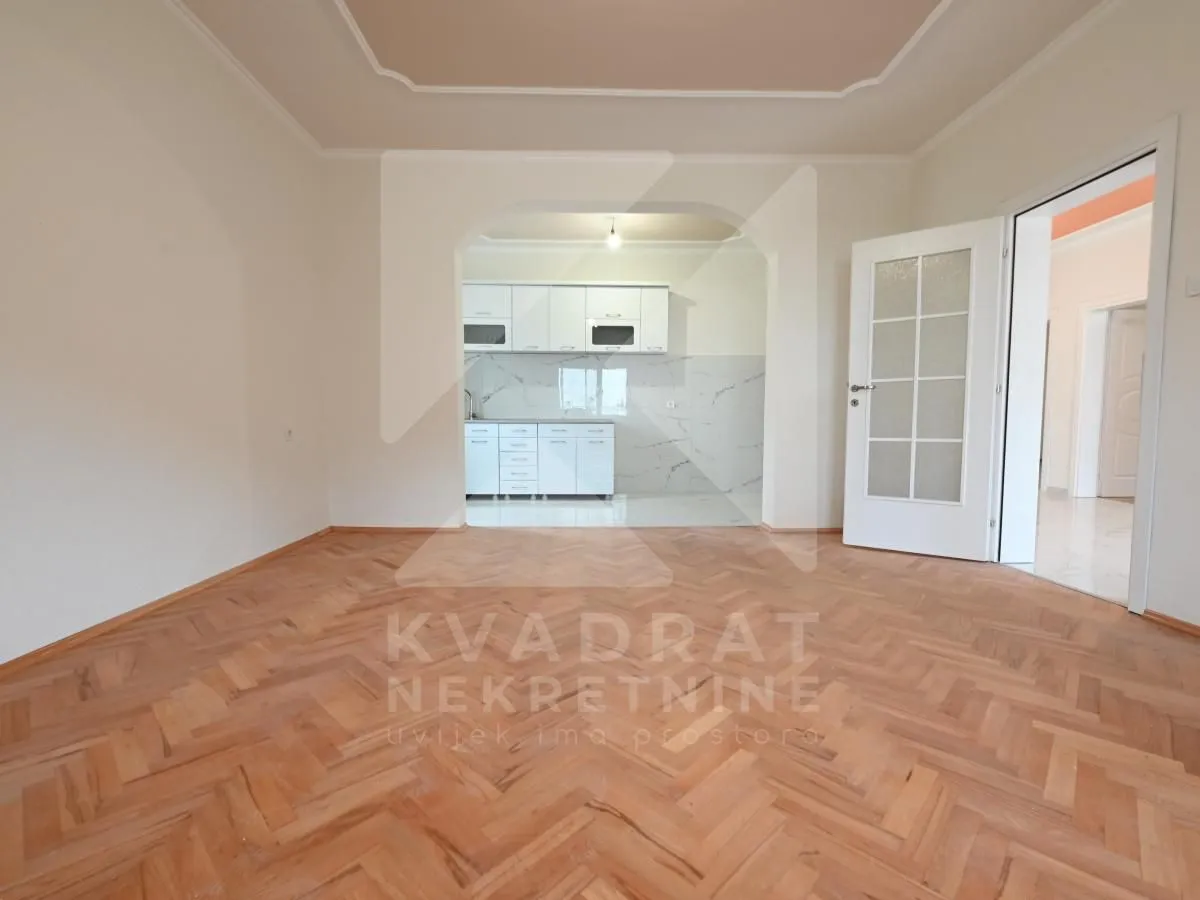 Izdavanje, trosoban stan, 126m², Tuzi, Podgorica
