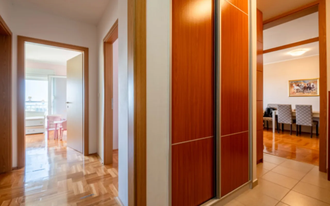 Sale, two bedroom apartment, 69m², Bar, Crna Gora
