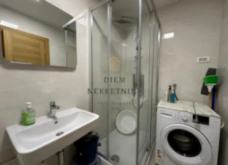 Izdavanje, jednosoban stan, 50m², New City, Podgorica - image 2