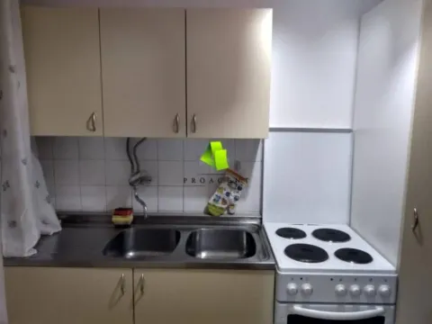 Izdavanje, trosoban stan, 70m², Medijana, Niš - image 3