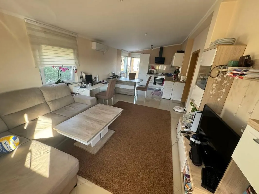 Rent, two bedroom apartment, 80m², Bjeliši, Bar