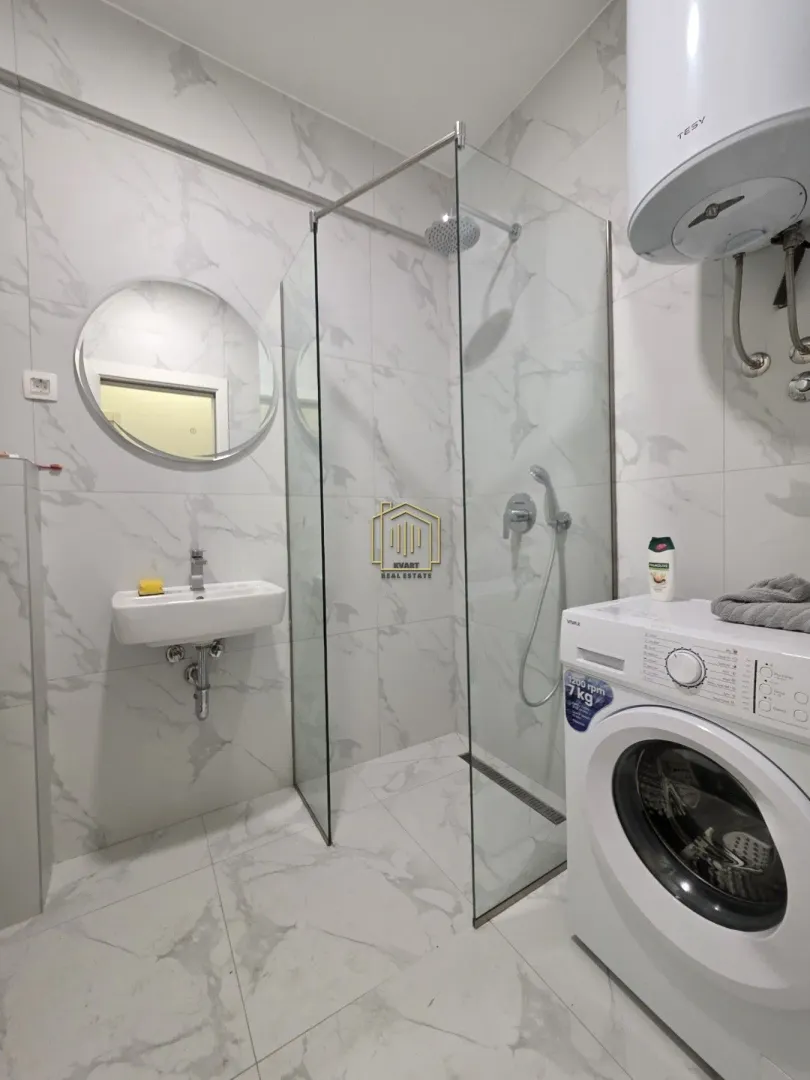 Izdavanje, dvosoban stan, 67m², Stari Aerodrom, Podgorica