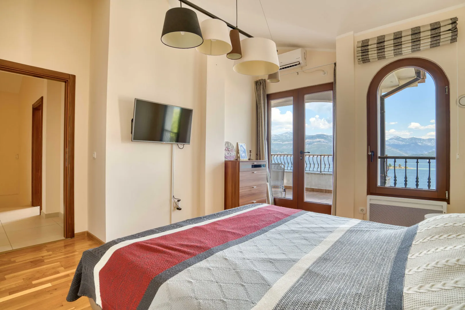 Sale, house, 160m², Bogišići, Tivat