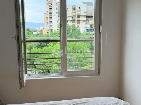 Rent, one bedroom apartment, 45m², Preko Morače, Podgorica - image 10