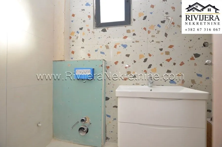 Prodaja, jednosoban stan, 45m², Đenovići, Herceg Novi