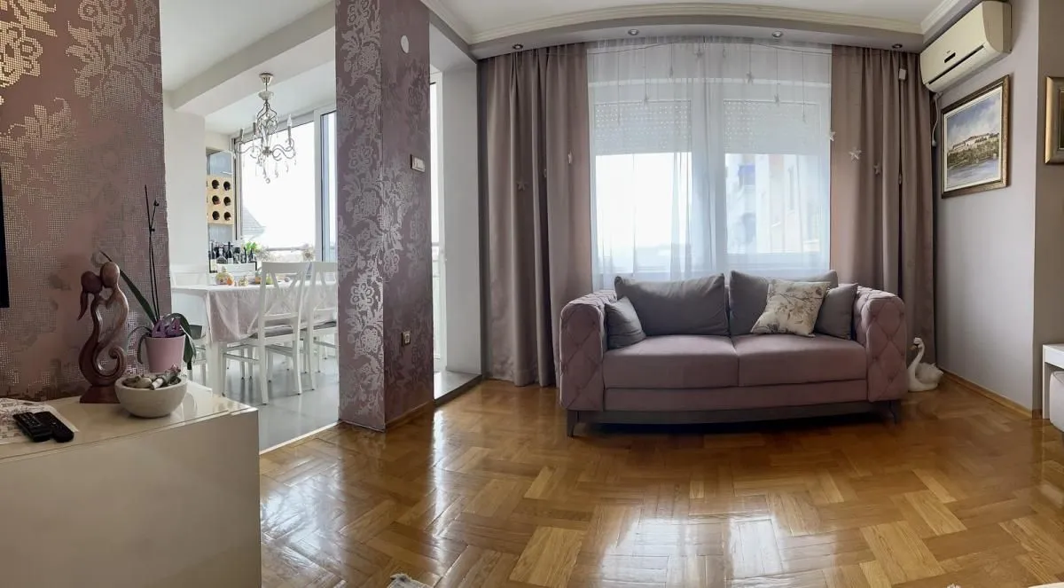 Prodaja, stan, 124m², Cara Dušana, Novi Sad Sve Podlokacije