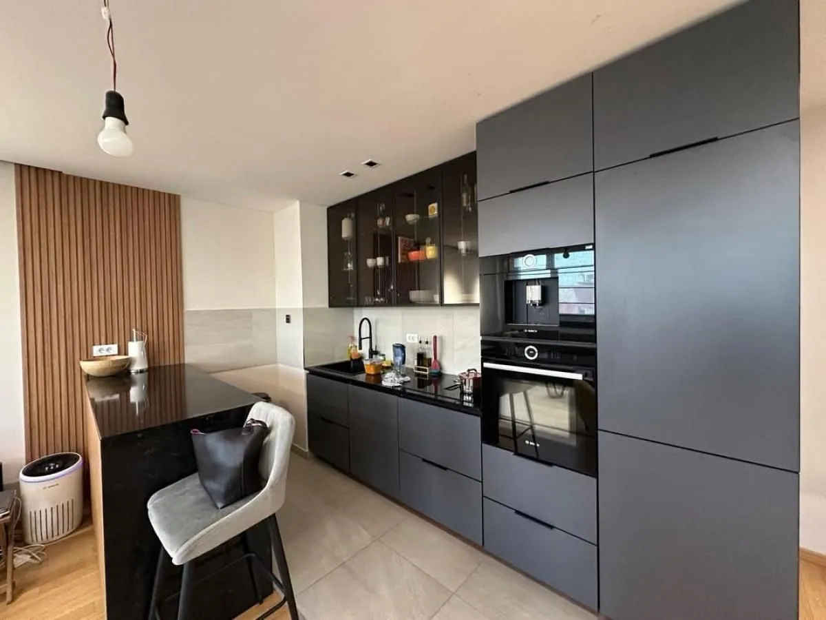 Prodaja, dvosoban stan, 69m², Adamovićevo Naselje, Novi Sad Sve Podlokacije