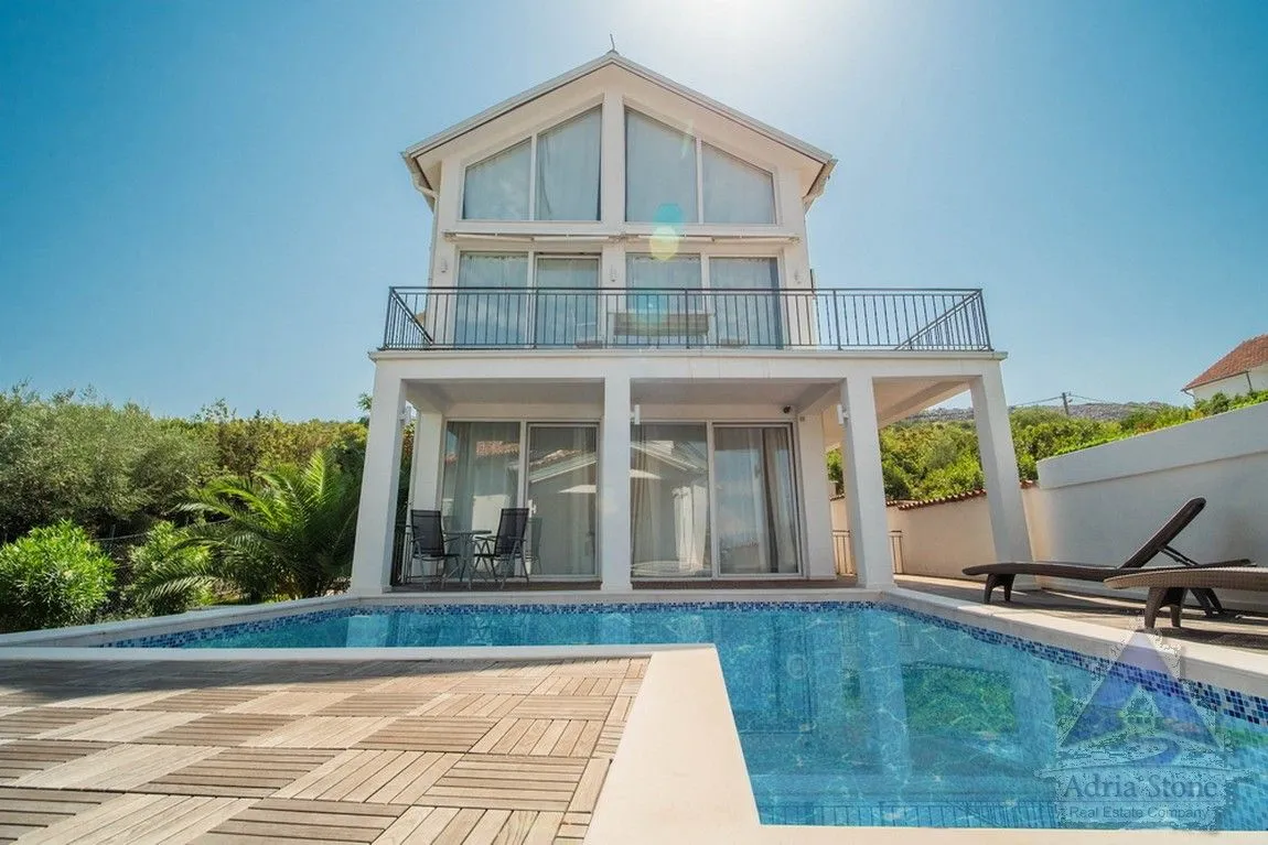 Sale, house, 525m², Radovići, Tivat