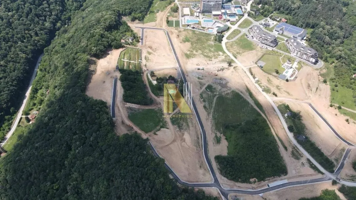 Prodaja, plac, 4800m², Banja Vrdnik, Irig