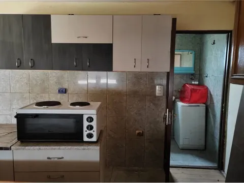 Prodaja, kuća, 155m², Ledena Stena, Niš - image 6