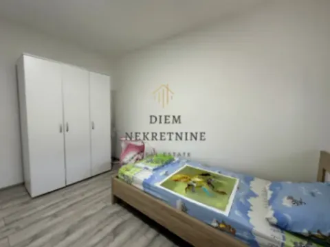 Izdavanje, kuća, 170m², Zagorič, Podgorica - image 11