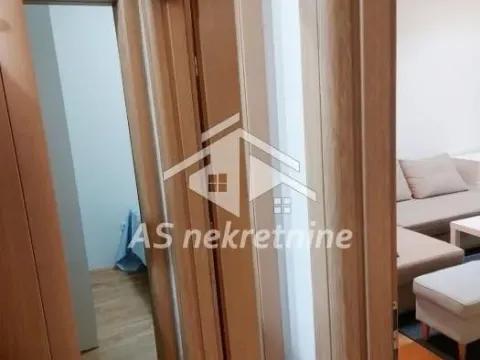 Izdavanje, dvosoban stan, 46m², Kalenić Pijaca, Vračar Sve Podlokacije - image 12