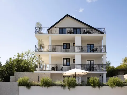 Sale, one bedroom apartment, 98m², Tivat, Crna Gora - image 13