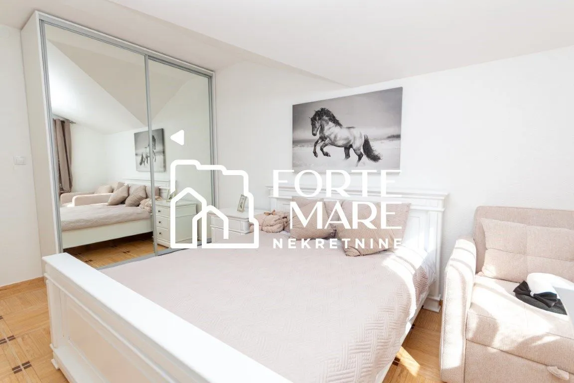 Prodaja, dvosoban stan, 98m², Igalo, Herceg Novi