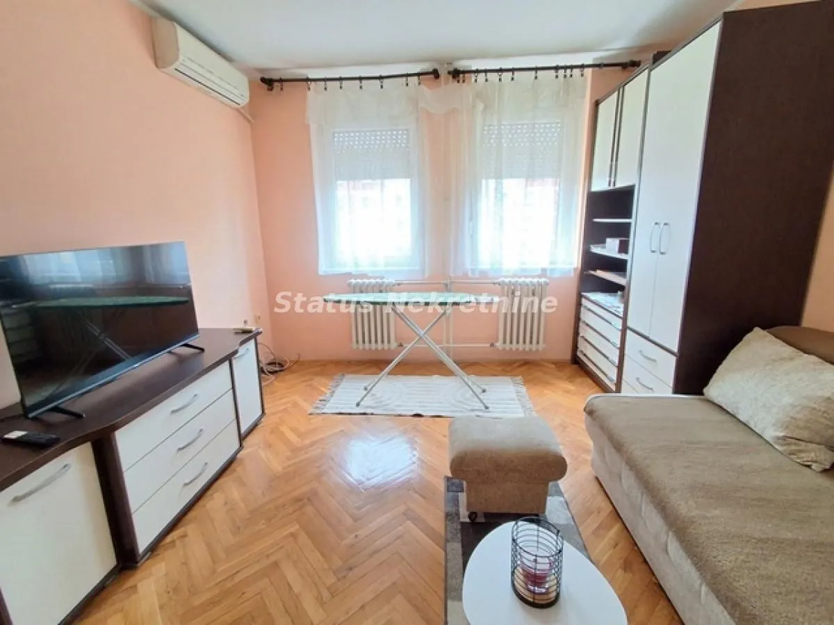 Izdavanje, jednosoban stan, 33m², Novo naselje, Novi Sad