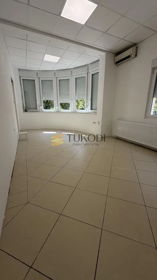 Rent, office space, 86m², Novi Beograd Blok 22, Novi Beograd Sve Podlokacije