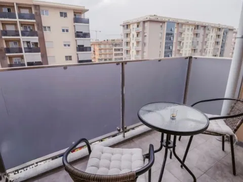 Izdavanje, jednosoban stan, 49m², City Kvart, Podgorica - image 8