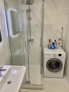 Izdavanje, jednosoban stan, 48m², City Kvart, Podgorica - image 3