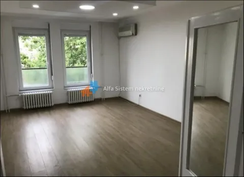 Rent, three bedroom apartment, 90m², Stari Grad, Beograd - image 3