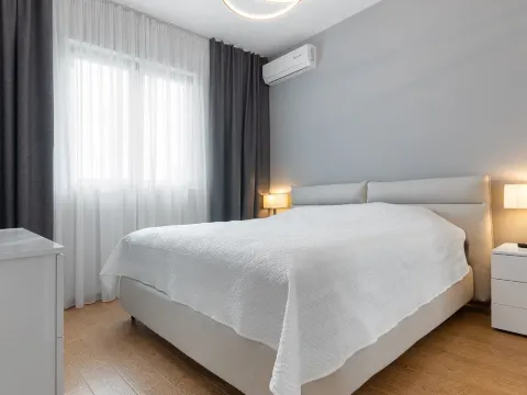 Prodaja, dvosoban stan, 81m², Bečići, Budva - image 10