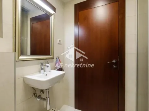 Izdavanje, četvorosoban stan, 150m², Novi Beograd Sve Podlokacije, Beograd - image 34