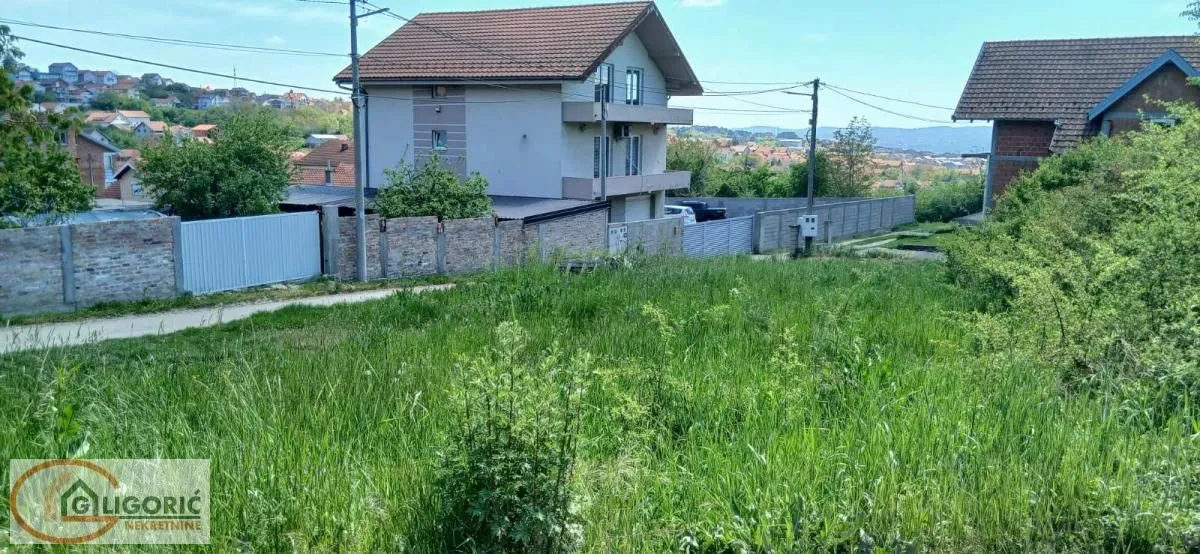 Prodaja, plac, 700m², Mali Mokri Lug, Zvezdara Sve Podlokacije