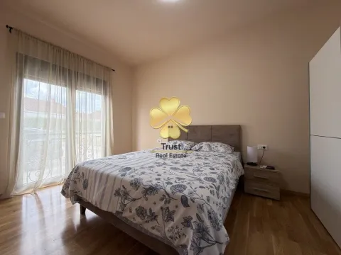 Izdavanje, dvosoban stan, 80m², Tološi, Podgorica - image 13