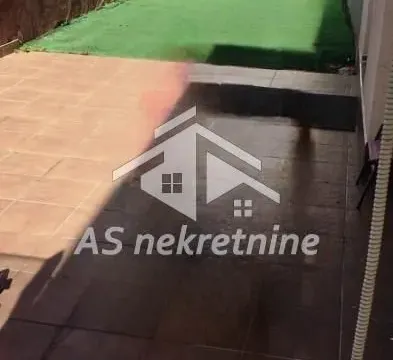 Izdavanje, trosoban stan, 55m², Crveni Krst, Beograd - image 15