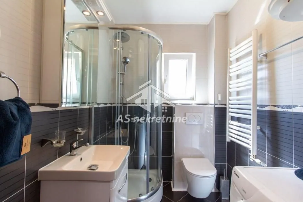 Rent, two bedroom apartment, 46m², Vračar Hram, Vračar Sve Podlokacije