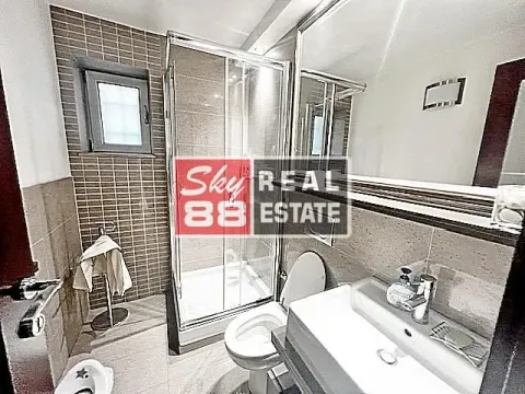 Izdavanje, kuća, 330m², Čukarica, Beograd - image 14