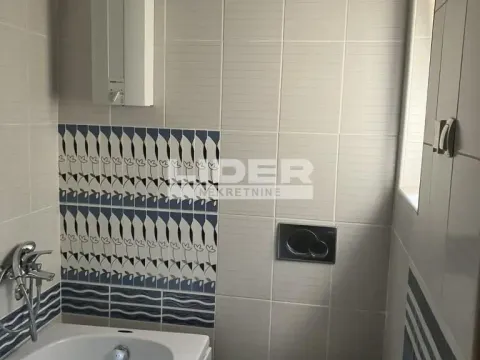 Izdavanje, trosoban stan, 58m², Stari Grad, Beograd - image 7