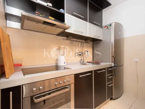 Rent, one bedroom apartment, 46m², Blok 6, Podgorica - image 4