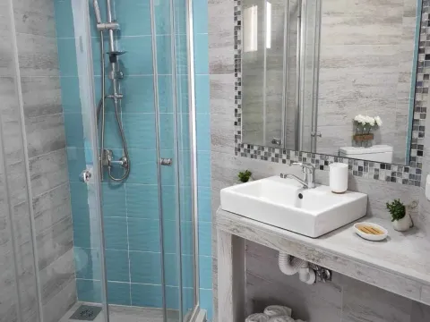 Prodaja, stan, 300m², Bar, Crna Gora - image 3