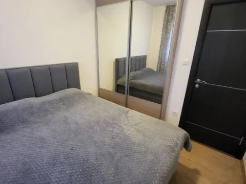 Rent, two bedroom apartment, 70m², Bečići, Budva - image 2
