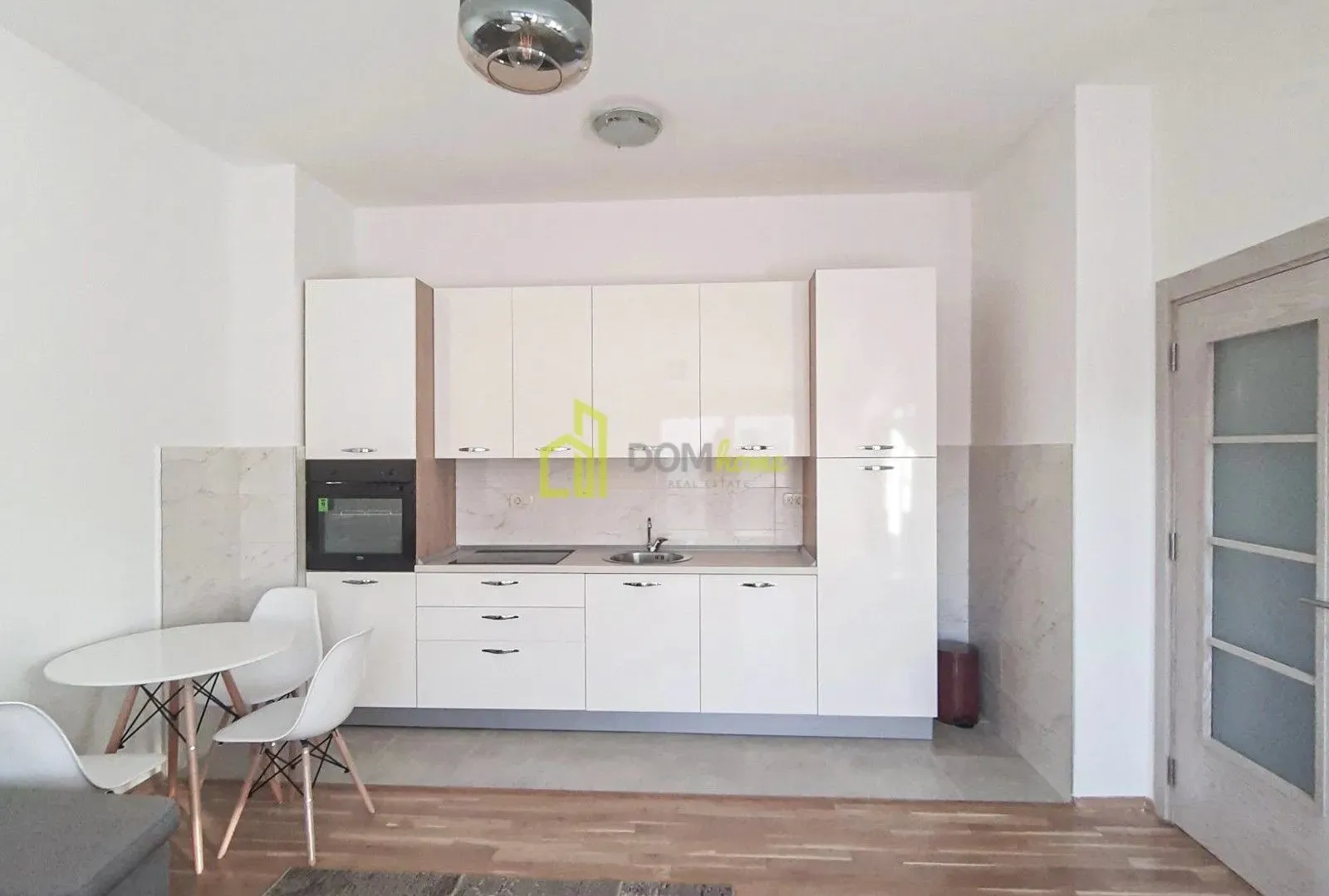 Prodaja, jednosoban stan, 45m², Blok 9, Podgorica