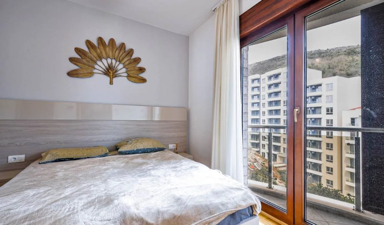 Prodaja, dvosoban stan, 88m², Bečići, Budva