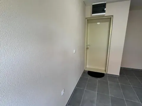 Sale, house, 400m², Tavrića obori, Jagodina - image 6