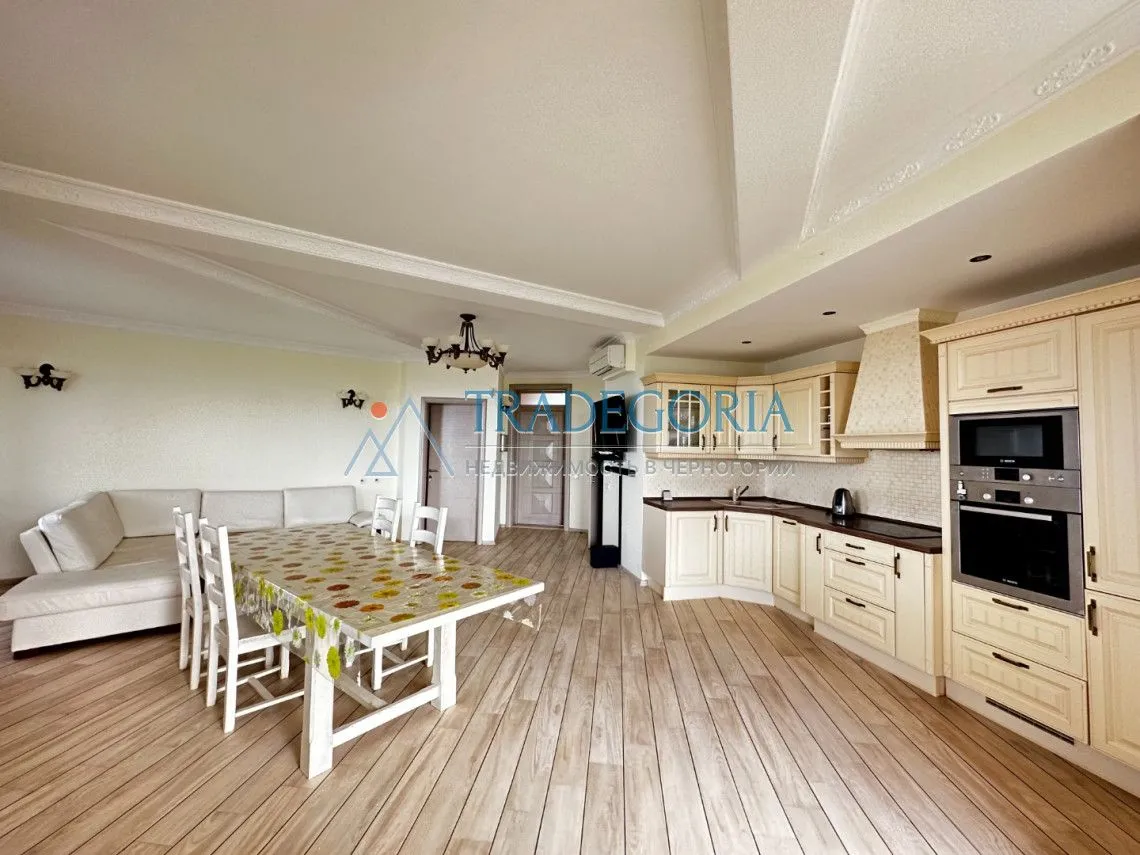 Sale, house, 859m², Dobra Voda, Bar