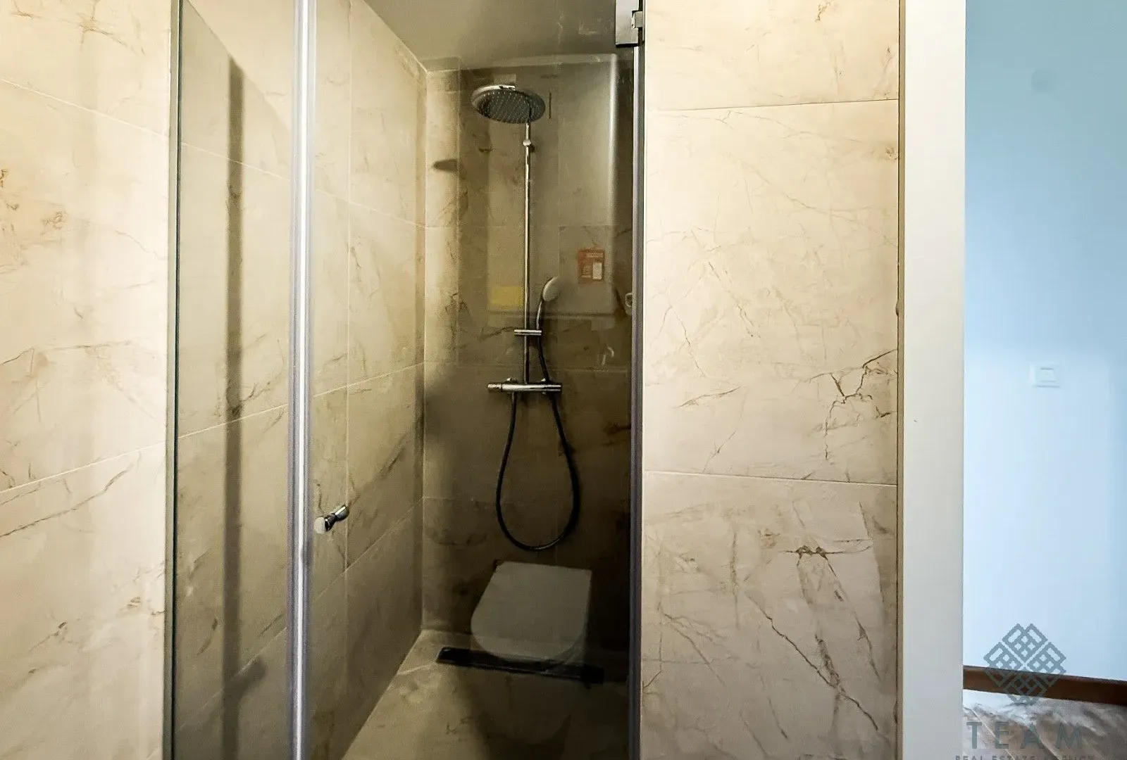Prodaja, trosoban stan, 127m², Tološka šuma, Podgorica