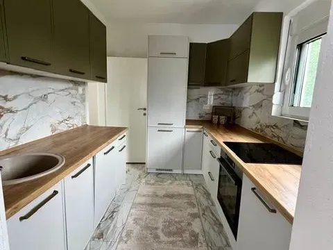 Rent, house, 144m², Grbe, Danilovgrad - image 5