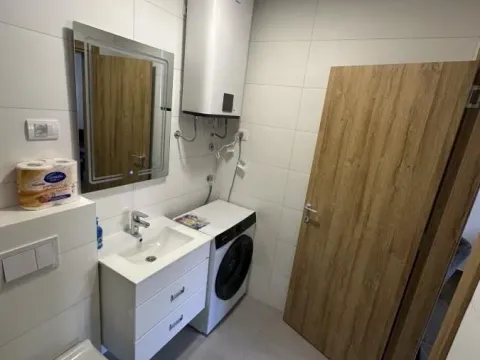 Prodaja, jednosoban stan, 42m², Detelinara, Novi Sad Sve Podlokacije - image 9