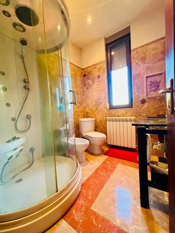 Sale, house, 348m², Utjeha, Ulcinj