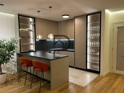 Izdavanje, stan, 108m², Central Point, Podgorica - image 3